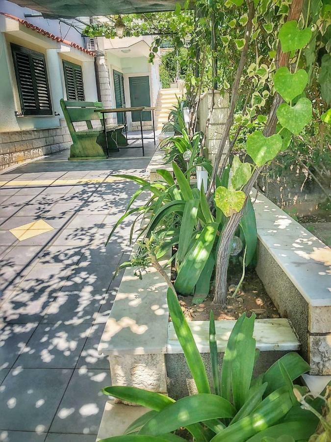 Studio Apartman Noa Apartment Trogir Exterior photo
